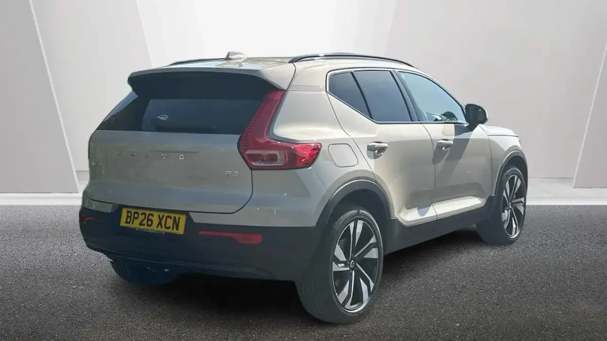 New Volvo XC40 Ultra 161 HP (118 kW) 2027 SUV