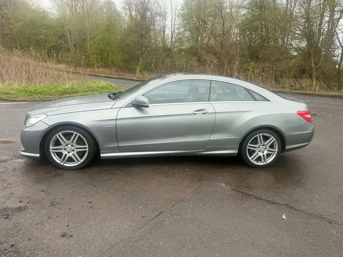 Used Mercedes E250 2010 Silver Coupe