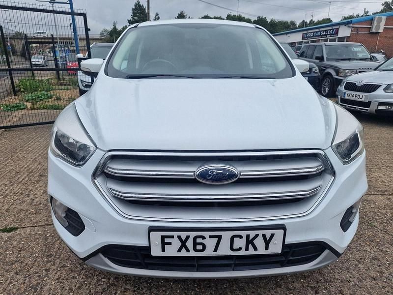 Used Ford Kuga Zetec 150 HP (110 kW) 2017 White SUV