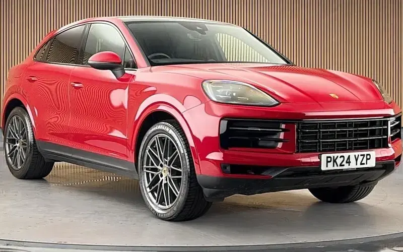 Used Porsche Cayenne 354 HP (260 kW) 2024 SUV