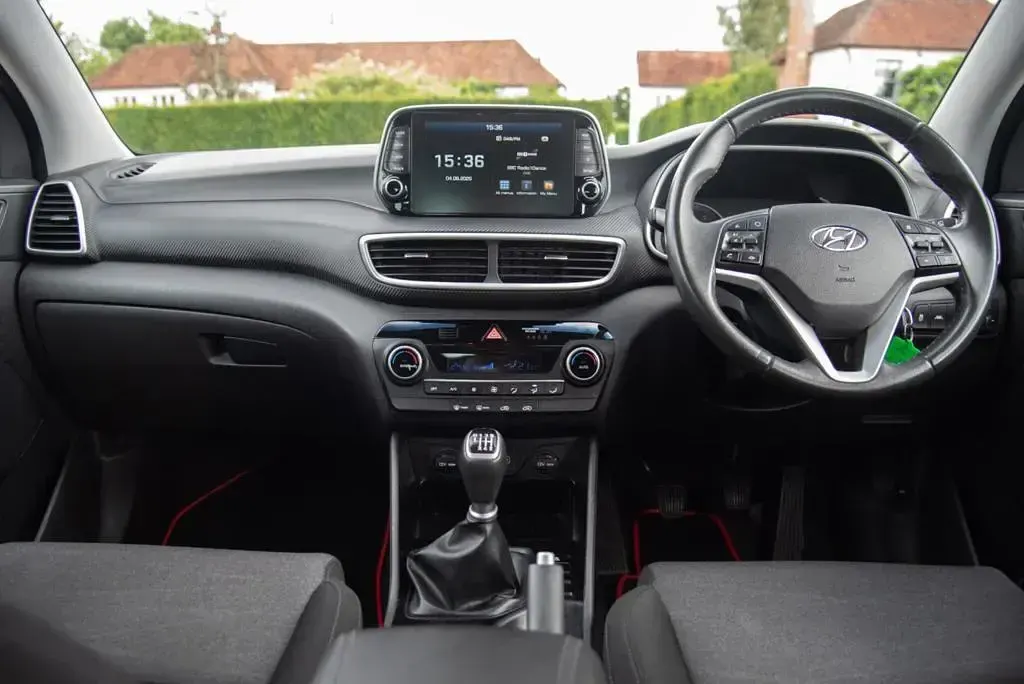Used Hyundai Tucson SE 2020 White SUV