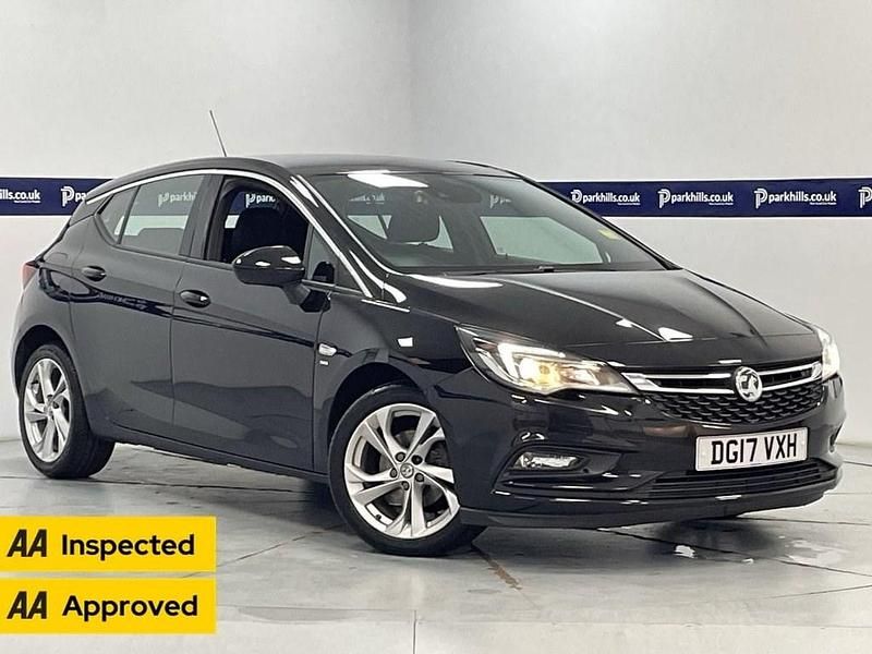 Black Used 2017 Vauxhall Astra SRi Hatchback | £7,470 (Fair price) - Image 1/4