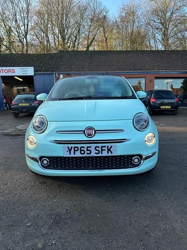 Green Used 2015 Fiat 500 Lounge Hatchback | £6,695 (Fair price) - Image 1/4