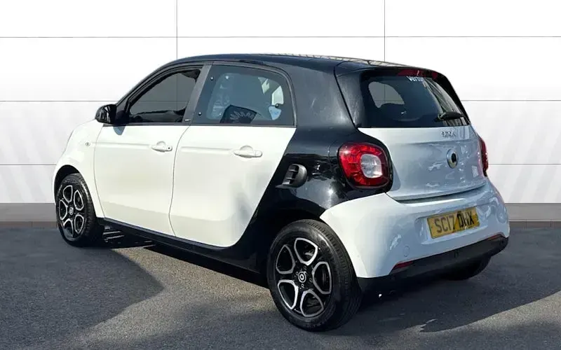 Used Smart ForFour Premium 71 HP (52 kW) 2019 Hatchback