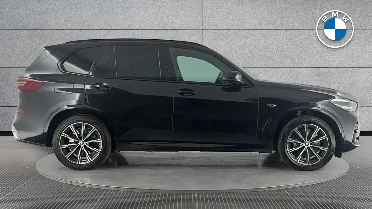 Used BMW X5 M Sport 389 HP (286 kW) 2021 Black SUV