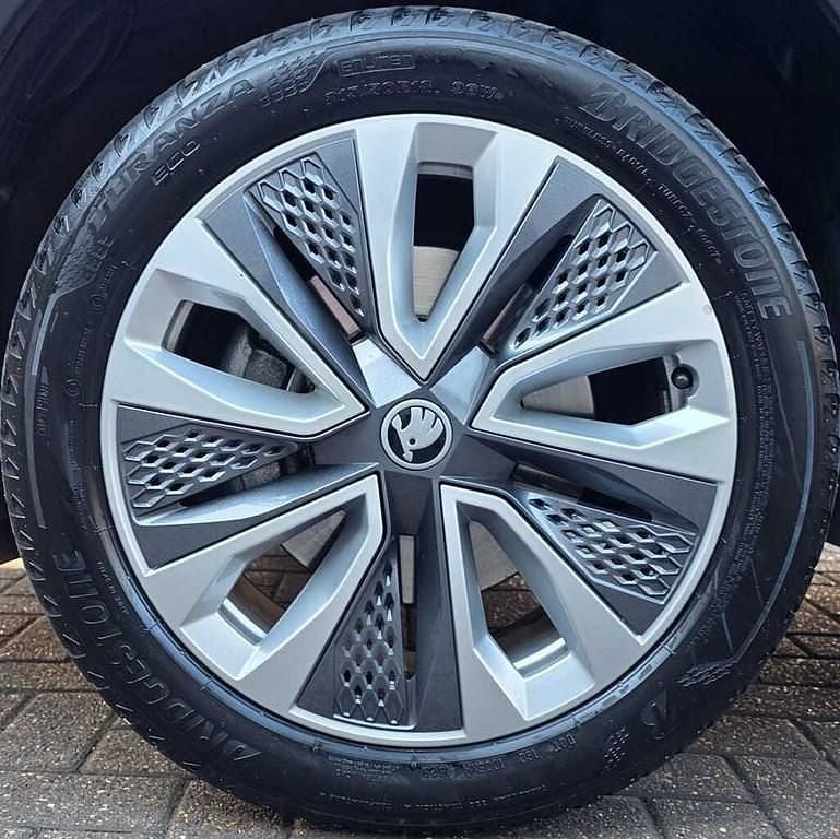 Used Skoda Karoq SE L 150 HP (110 kW) 2025 Grey SUV