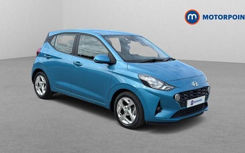 Used Hyundai i10 SE 67 HP (49 kW) 2023 Hatchback