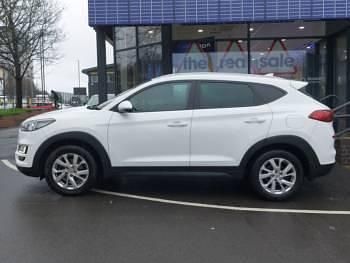 Used Hyundai Tucson SE 115 HP (84 kW) 2018 White SUV