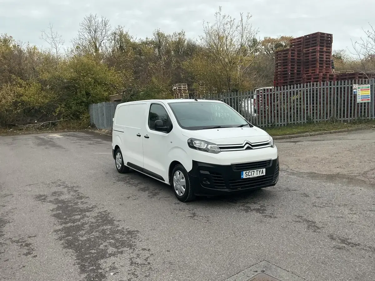 Used Citroën Dispatch 2017 White MPV