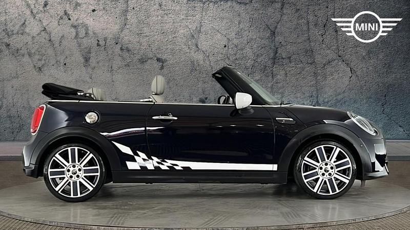 Used Mini Cooper S Exclusive 176 HP (129 kW) 2022 Black Hatchback