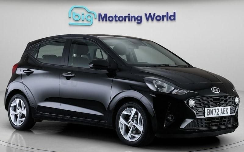 Black Used 2023 Hyundai i10 SE Hatchback | £10,600 (Fair price) - Image 1/4