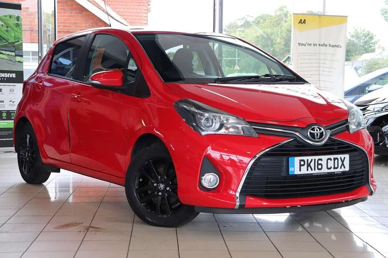 Red Used 2016 Toyota Yaris Hatchback | £9,010 (Fair price) - Image 1/4