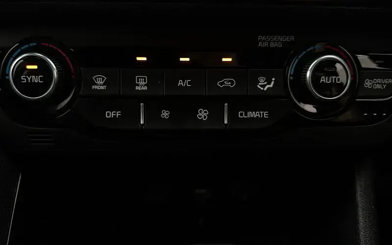 Used Kia Niro 141 HP (103 kW) 2022 Black SUV