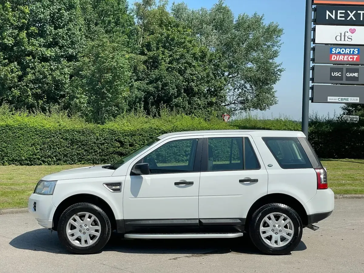 Used Land Rover Freelander 2 S 2011 White SUV