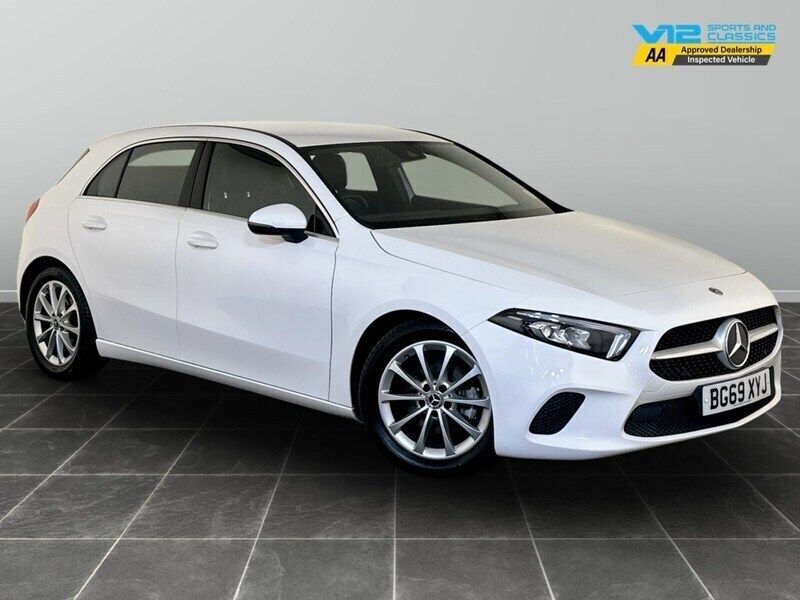 White Used 2019 Mercedes A180 Hatchback | £14,395 (Fair price) - Image 1/2