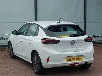 Used Vauxhall Corsa Design Edition 75 HP (55 kW) 2024 White Hatchback