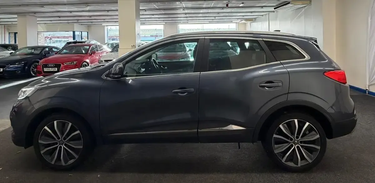Used Renault Kadjar Version S 115 HP (84 kW) 2019 Grey SUV