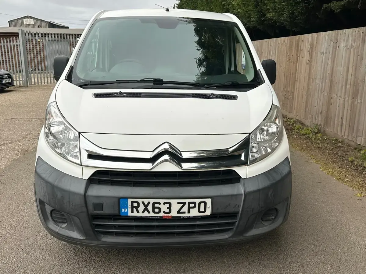 Used Citroën Dispatch 90 HP (66 kW) 2013 White MPV