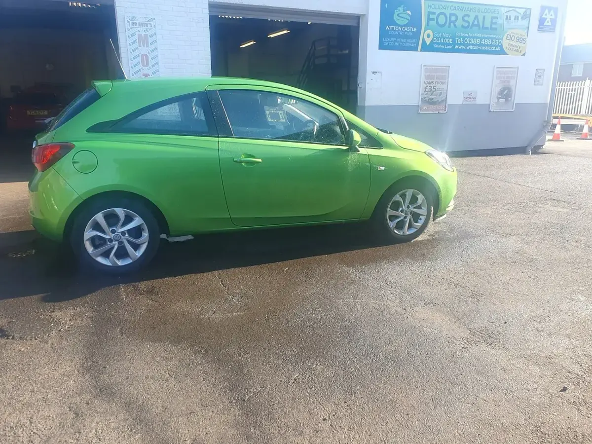 Used Vauxhall Corsa Excite 2015 Green Hatchback