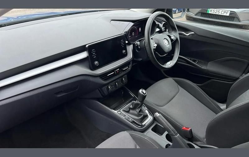 Used Skoda Fabia Colour Edition 95 HP (69 kW) 2023 Blue Hatchback