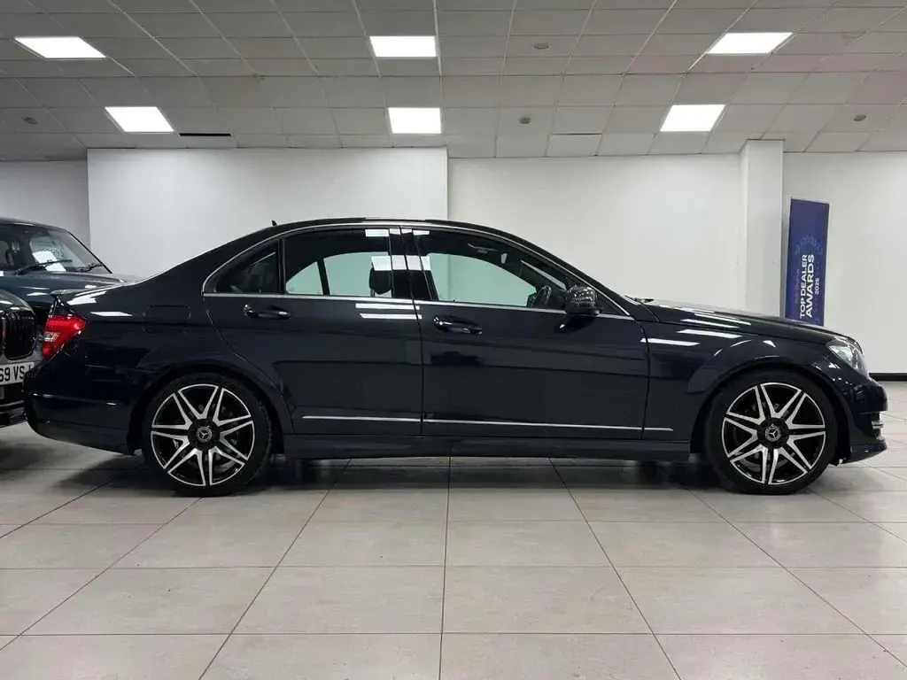 Used Mercedes C220 AMG 170 HP (125 kW) 2012 Black Sedan
