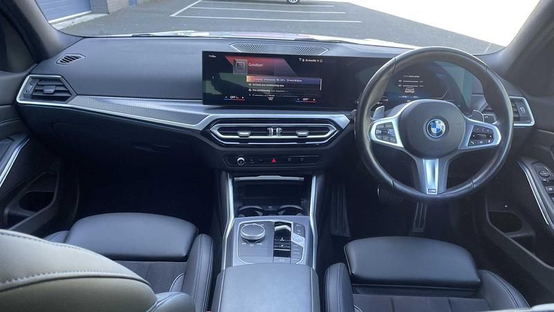 Used BMW 330e M Sport 288 HP (211 kW) 2023 White Sedan