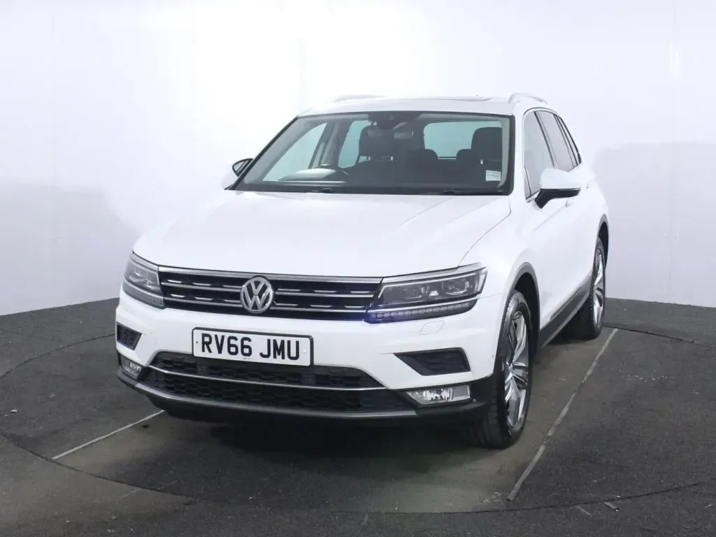 Used VW Tiguan SEL 150 HP (110 kW) 2016 White SUV