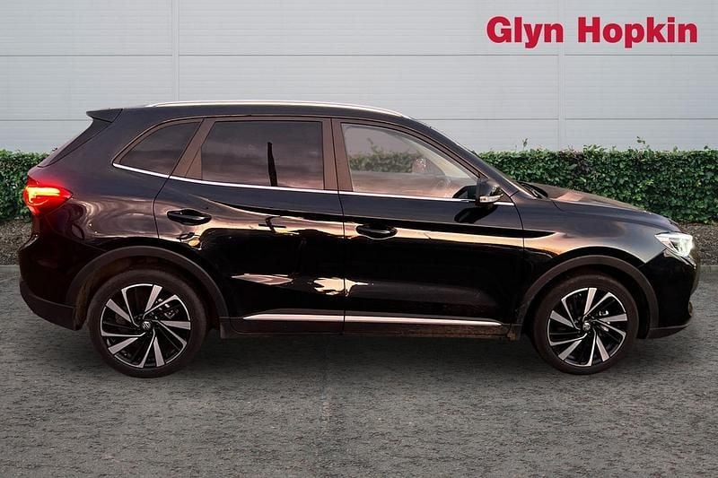 Used MG ZS Trophy 2025 Black Hatchback