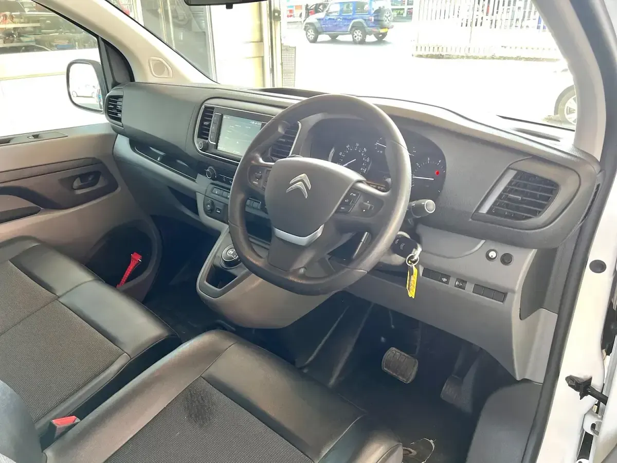Used Citroën Dispatch 2020 Orange MPV