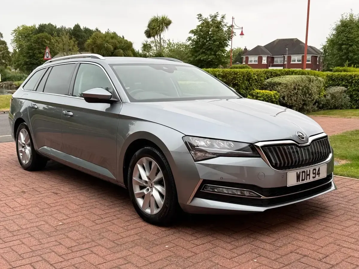 Used Skoda Superb SE Technology 218 HP (160 kW) 2021 Grey Estate