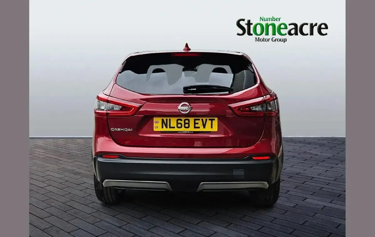 Used Nissan Qashqai Tekna 115 HP (84 kW) 2018 Red SUV