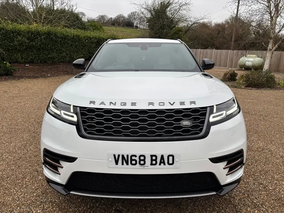 Used Land Rover Range Rover Velar HSE Dynamic 180 HP (132 kW) 2018 White SUV