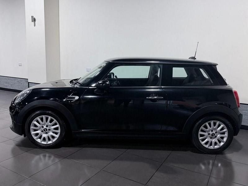 Used Mini Cooper D Hatch 2015 Black Hatchback