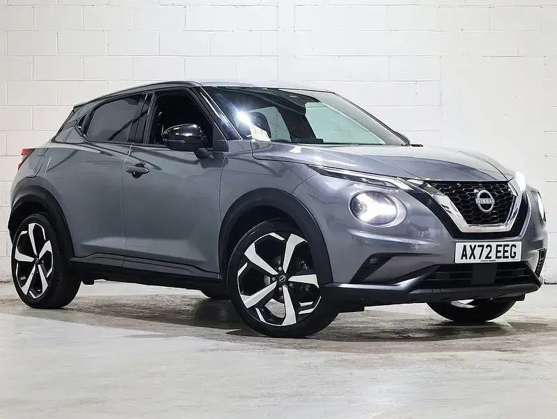 Used Nissan Juke Tekna 114 HP (83 kW) 2023 Grey SUV