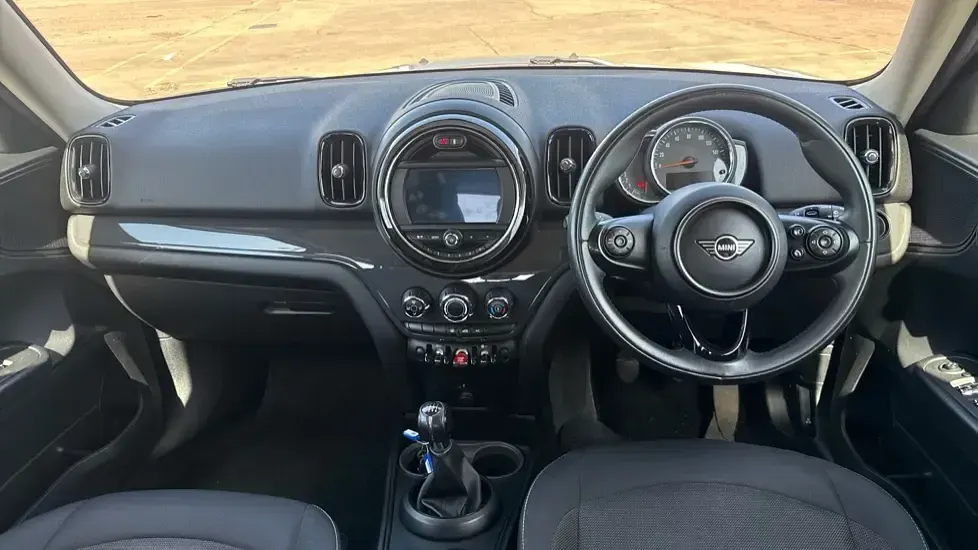 Used Mini Cooper Countryman Classic 136 HP (100 kW) 2020 Grey SUV
