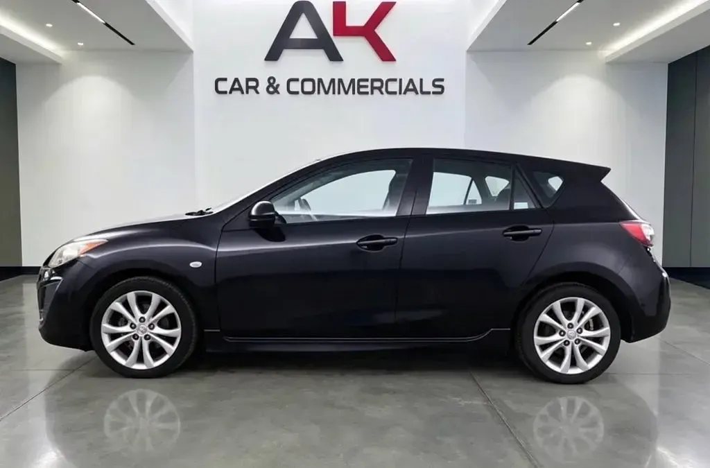 Used Mazda 3 105 HP (77 kW) 2011 Black Hatchback
