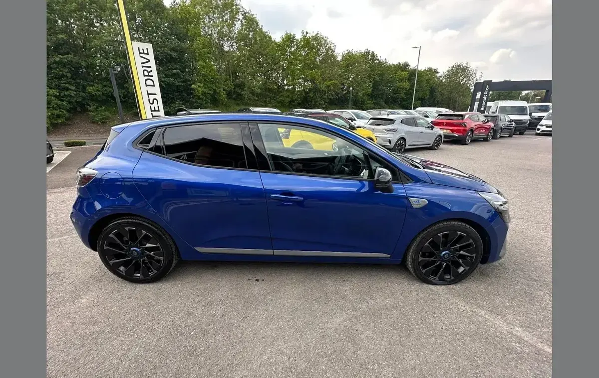 Gebraucht Renault Clio V Esprit Alpine 90 PS (66 kW) 2025 Blau Kleinwagen