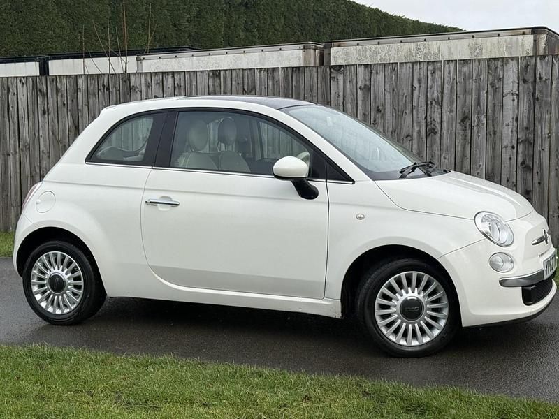Used Fiat 500 Lounge 2012 White Hatchback