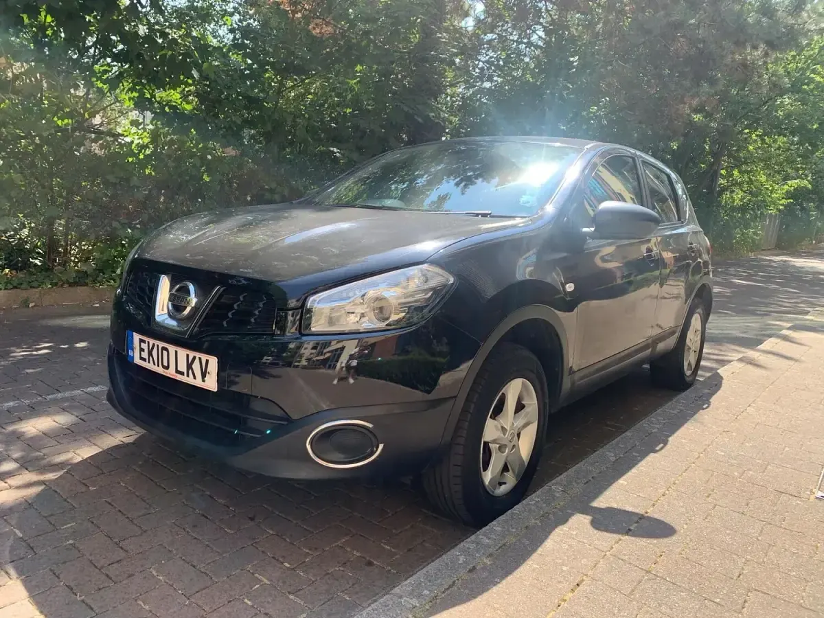 Used Nissan Qashqai Visia 117 HP (86 kW) 2010 Black SUV