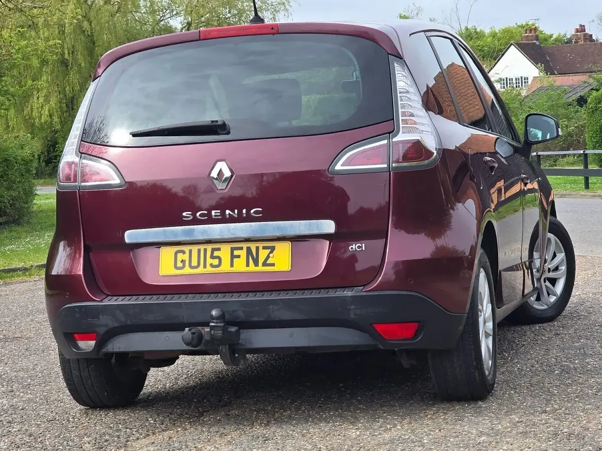 Used Renault Scénic III LIMITED 110 HP (80 kW) 2015 Red MPV