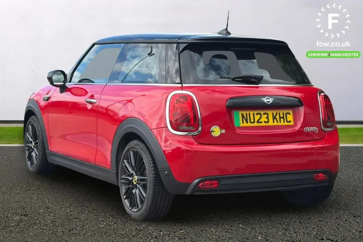 Used Mini Cooper S Hatch 135 kW (184 HP) 2023 Red Hatchback