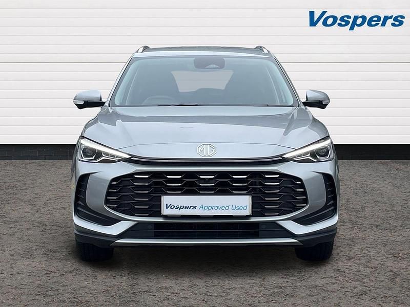 Usado MG ZS Trophy 196 HP (144 kW) 2025 Prateado SUV