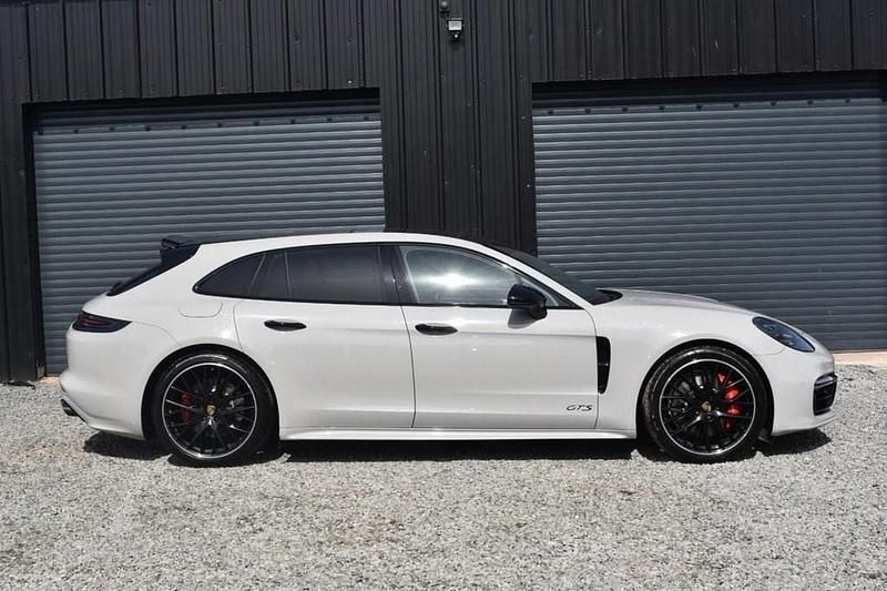 Used Porsche Panamera Sport Turismo 460 HP (338 kW) 2019 Grey Estate