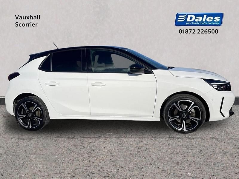 Used Vauxhall Corsa S 99 HP (72 kW) 2024 White Hatchback