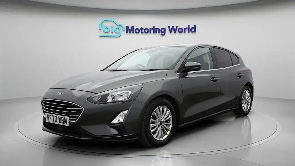 Used Ford Focus Titanium 155 HP (114 kW) 2020 Grey Hatchback