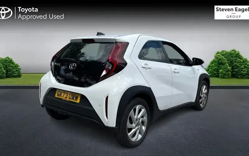 Used Toyota Aygo X PURE 72 HP (52 kW) 2025 SUV