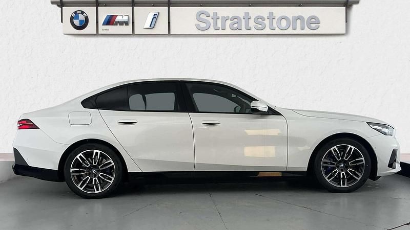 New BMW i5 M Sport 246 kW (335 HP) 2025 White