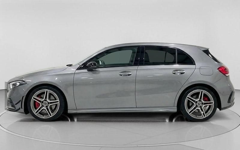 Used Mercedes A180 AMG Line Premium Plus 136 HP (100 kW) 2021 Grey Hatchback
