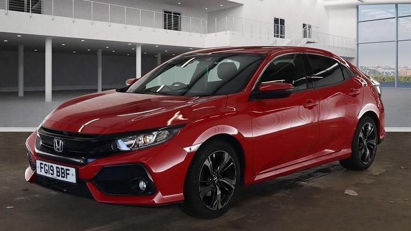 Begagnad Honda Civic SR 126 HK (92 kW) 2019 Röd Halvkombi