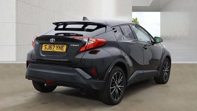 Second-hand Toyota C-HR 122 CP (89 kW) 2017 Negru SUV